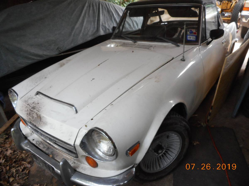 Illustration for article titled At $3,600, Could This 1970 Datsun Fairlady 2000 Project Prove a Fair Deal?